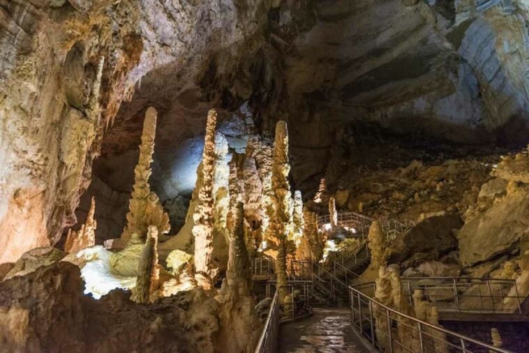 Grotte di Frasassi foto