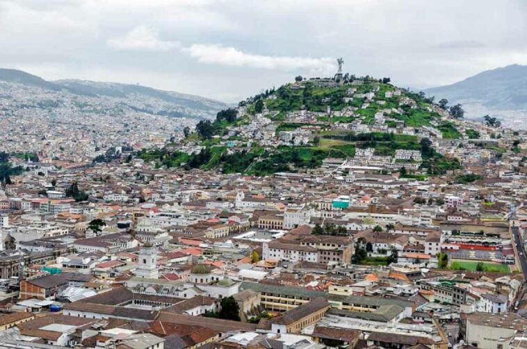 Quito panorama