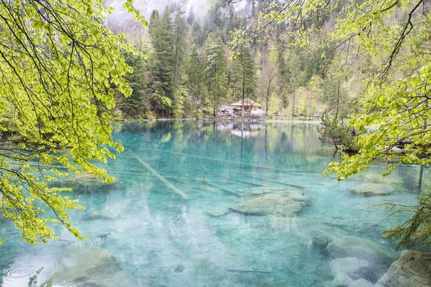 Lago Blausee cristallino